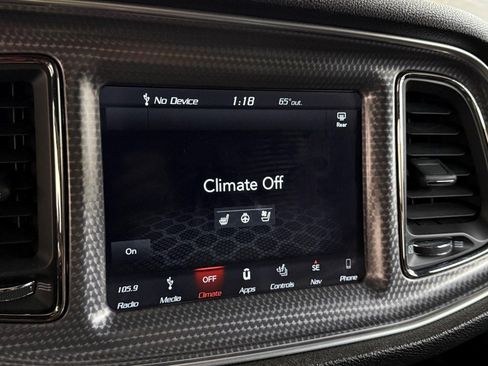 Used 2019 Dodge Challenger SRT Hellcat Redeye image 33