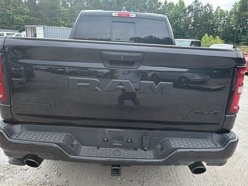 Used 2025 RAM 1500 Big Horn AWD/4WD image 9