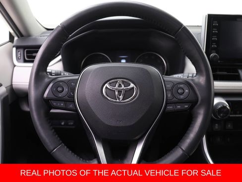 Used 2020 Toyota RAV4 XLE w/ Convenience Package image 13