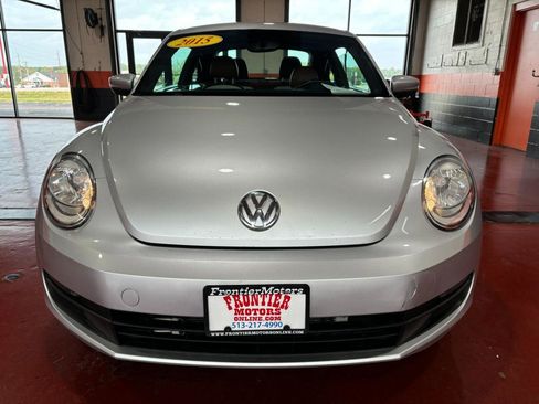 Used 2015 Volkswagen Beetle 1.8T Classic image 3