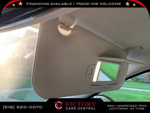 Used 2020 Land Rover Range Rover Velar S image 32