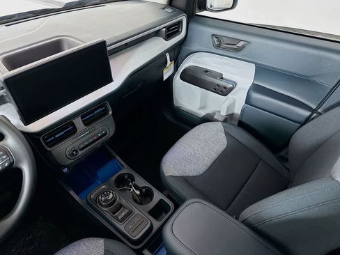 New 2026 Ford Maverick XLT AWD/4WD image 11