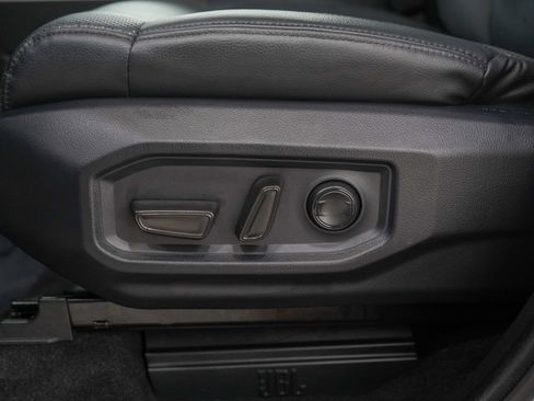 Used 2023 Toyota Tundra Limited w/ TRD Off-Road Package AWD/4WD image 28