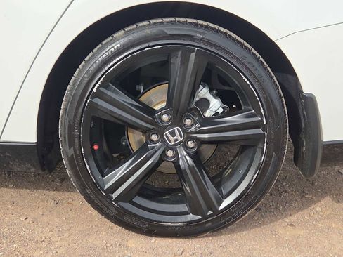 Used 2023 Honda Accord Sport image 13