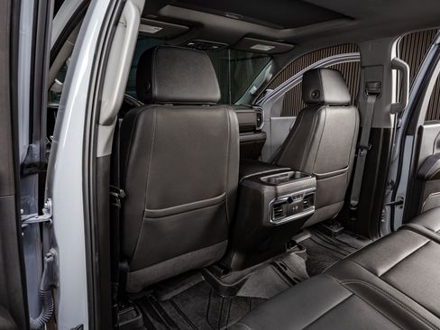 Used 2024 Chevrolet Silverado 2500 LTZ w/ LTZ Plus Package image 34