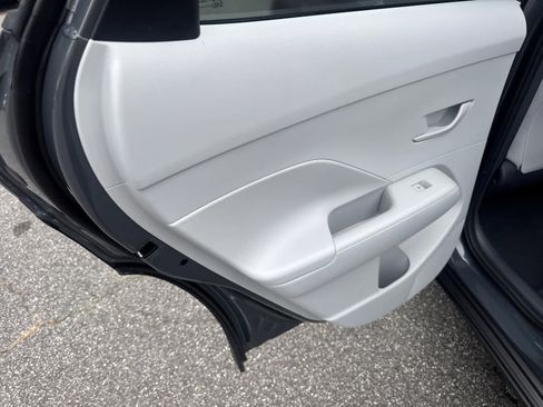 New 2026 Hyundai Kona SE image 10