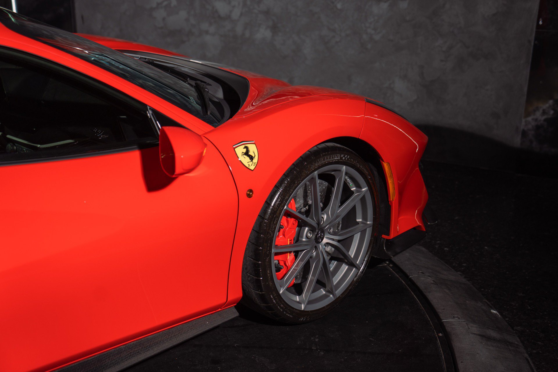 Used 2020 Ferrari 488 Pista Coupe RWD image 20