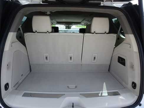 Used 2024 Cadillac Escalade Sport Platinum w/ LPO, ONYX Package AWD/4WD image 36