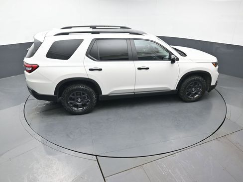 Certified 2023 Honda Pilot TrailSport image 43