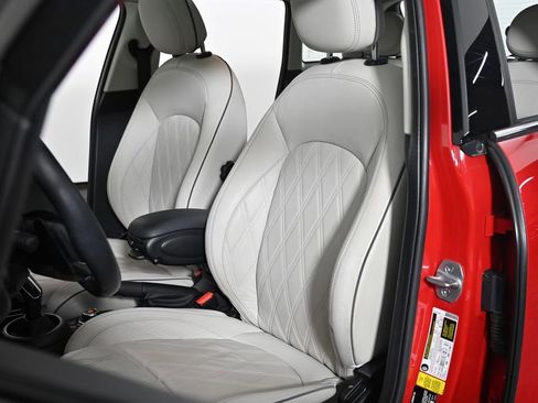 Used 2021 MINI Cooper S image 21