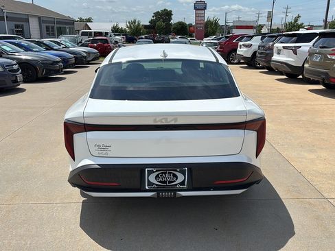 Used 2025 Kia K4 FWD image 5