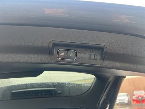 Used 2023 Ford Explorer XLT w/ Equipment Group 202A image 16