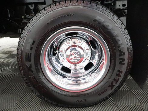 Used 2022 RAM 3500 Tradesman w/ Chrome Appearance Group AWD/4WD image 93