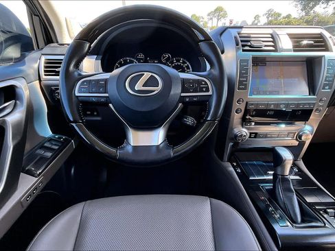 Used 2021 Lexus GX 460 Premium image 6