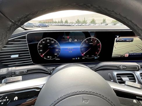 New 2025 Mercedes-Benz GLS 450 4MATIC image 11