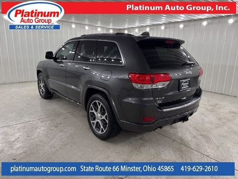 Used 2019 Jeep Grand Cherokee Overland image 3