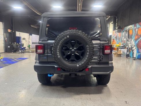 Used 2023 Jeep Wrangler Unlimited w/ Cold Weather Group AWD/4WD image 4