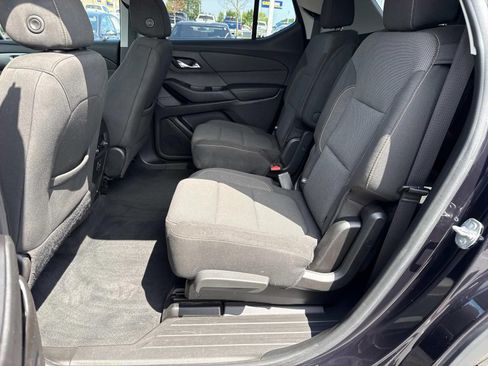 Used 2020 Chevrolet Traverse LT w/ Driver Confidence II Package AWD/4WD image 28