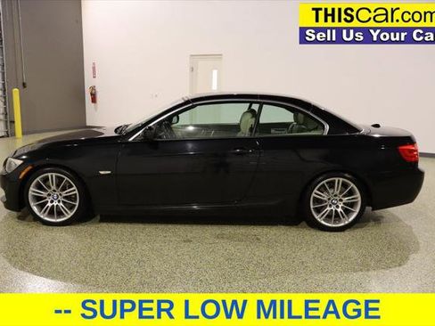 Used 2011 BMW 335i Convertible image 4