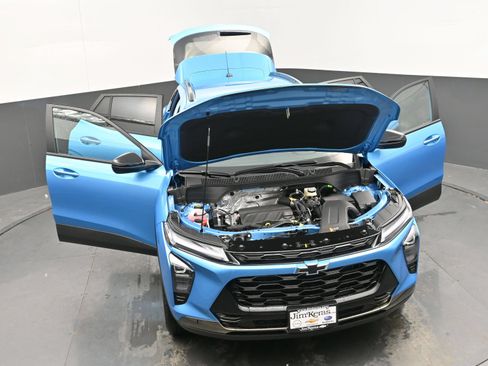 Used 2025 Chevrolet Trax ACTIV FWD image 53