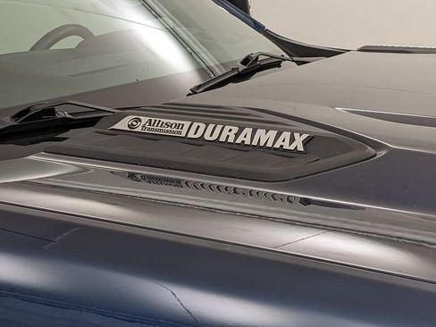 Used 2021 Chevrolet Silverado 3500 High Country image 44