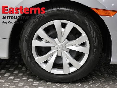 Used 2020 Honda Civic LX image 29