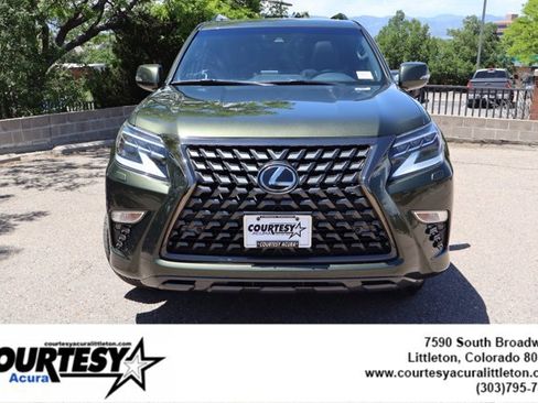 Used 2022 Lexus GX 460 w/ Black Line Special Edition AWD/4WD image 2