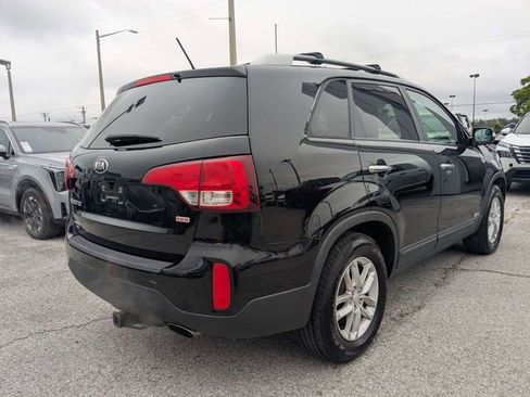 Used 2014 Kia Sorento LX AWD/4WD image 3