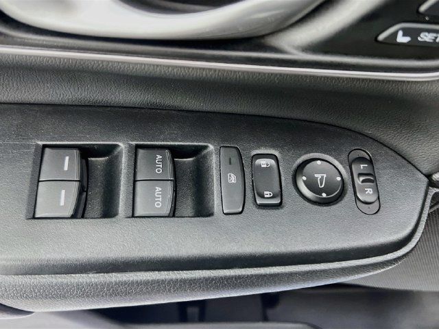 Used 2022 Honda CR-V EX-L image 12