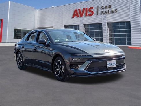 Used 2025 Hyundai Sonata SEL image 3