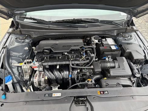 Used 2024 Hyundai Elantra SEL w/ Convenience Package image 47