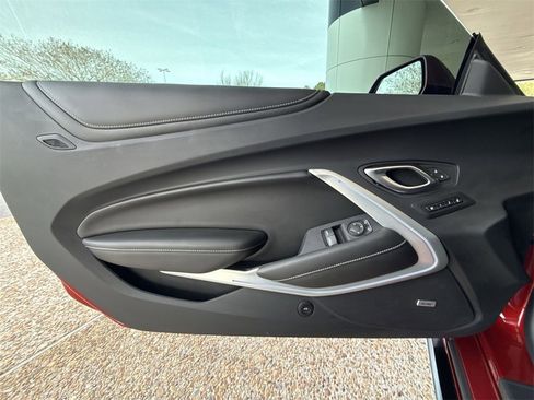Certified 2022 Chevrolet Camaro SS image 21