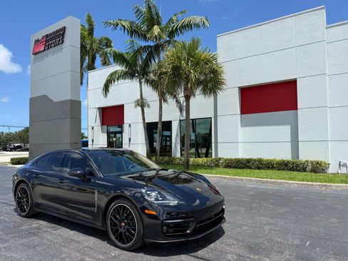 Used 2023 Porsche Panamera Platinum Edition RWD image 1