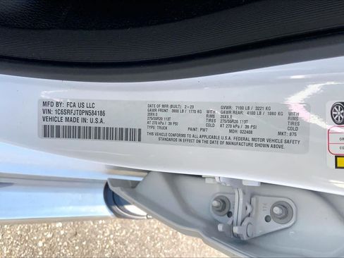 Used 2023 RAM 1500 Laramie AWD/4WD image 34