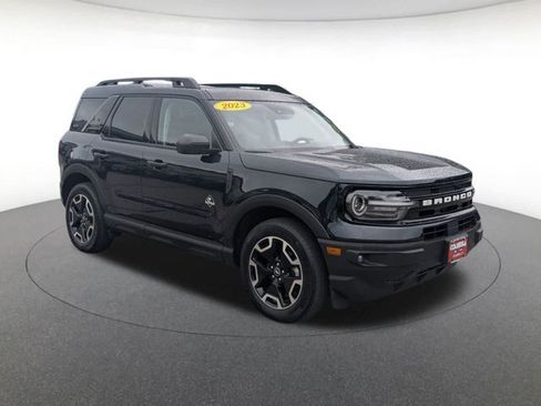 Certified 2023 Ford Bronco Sport Outer Banks w/ Tech Package AWD/4WD image 1