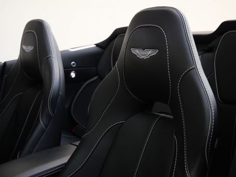 Used 2014 Aston Martin Vanquish Volante RWD image 5