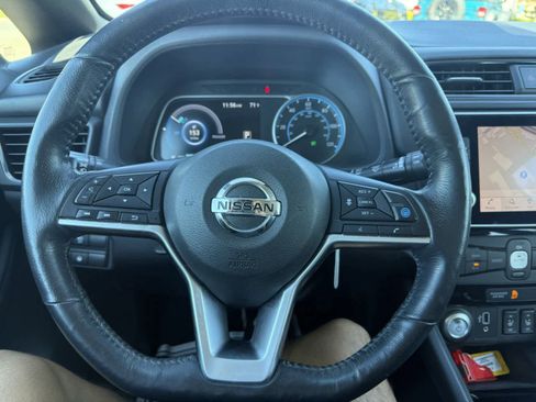 Used 2019 Nissan Leaf SV Plus w/ SV Plus Technology Package image 8