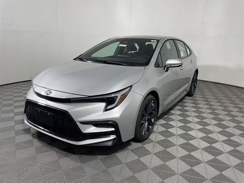 New 2026 Toyota Corolla SE FWD image 3