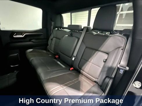 Used 2024 Chevrolet Silverado 1500 High Country w/ High Country Premium Package AWD/4WD image 31