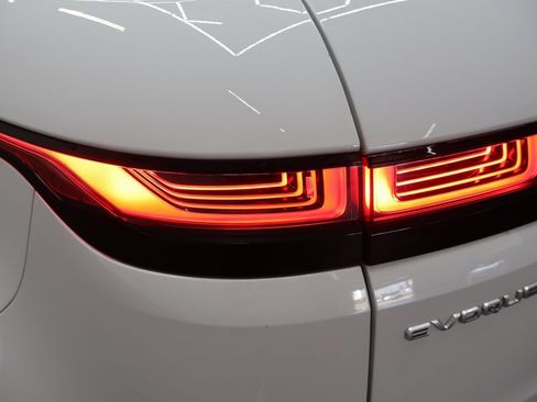 Used 2021 Land Rover Range Rover Evoque S image 30