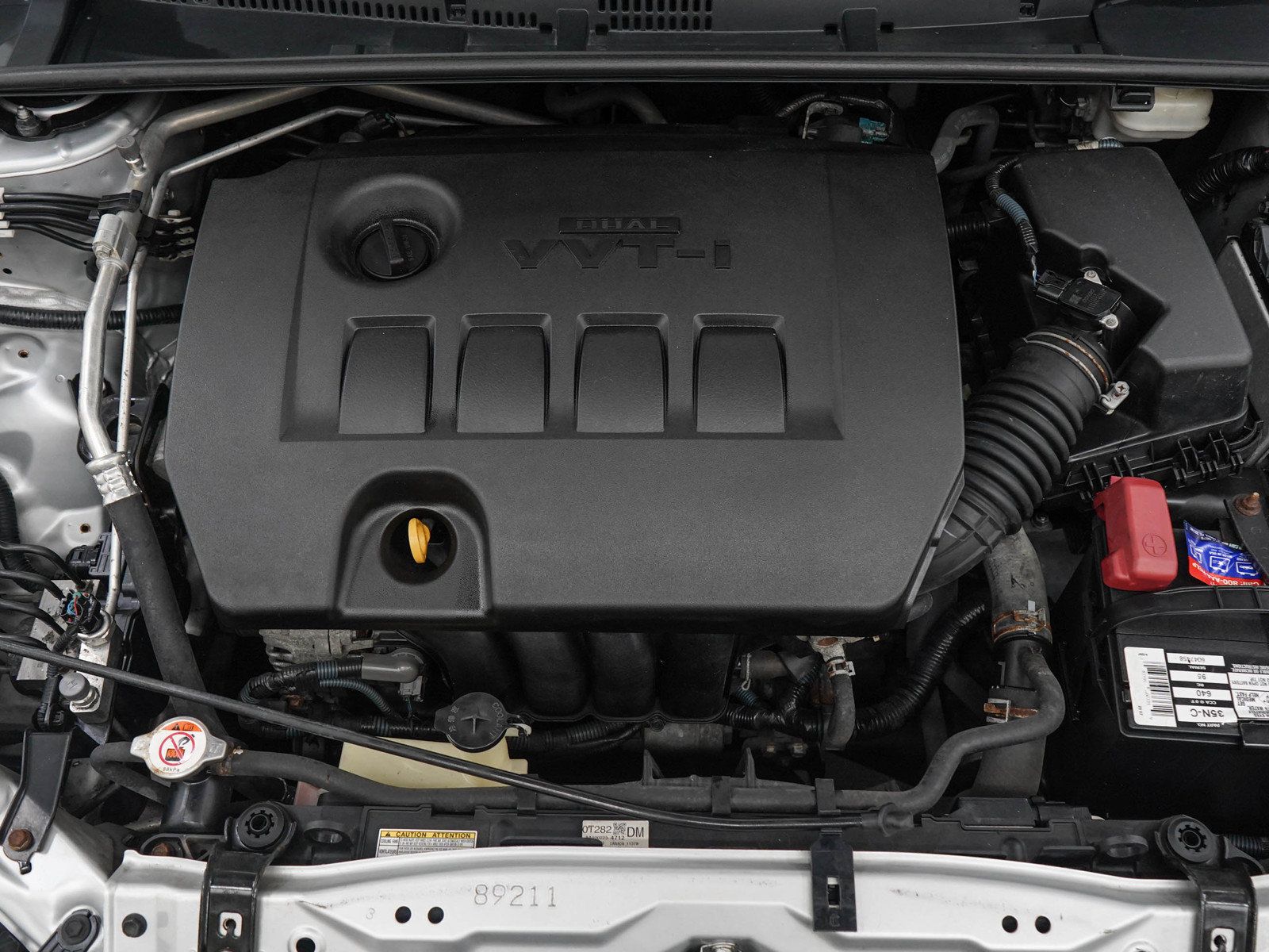 Used 2017 Toyota Corolla L FWD image 28