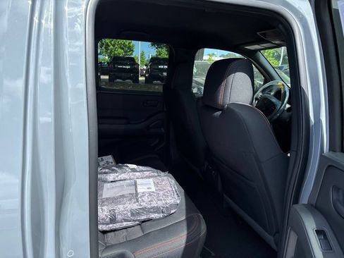 New 2026 Nissan Frontier PRO-4X w/ Pro-4x Convenience Package AWD/4WD image 17