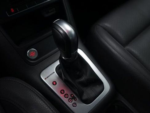 Used 2017 Volkswagen Tiguan Wolfsburg Edition image 26