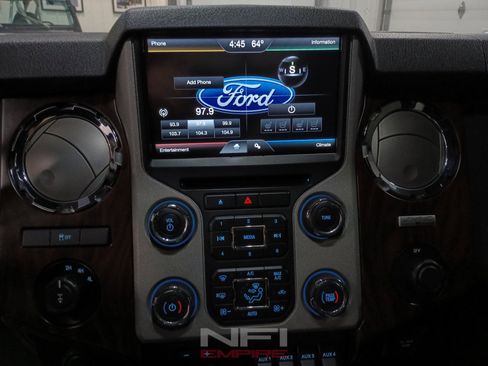 Used 2014 Ford F350 Lariat w/ Chrome Package image 27