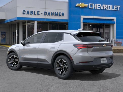New 2026 Chevrolet Equinox EV LT w/ Comfort Package FWD image 3