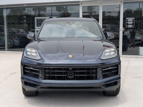 New 2025 Porsche Cayenne S image 6
