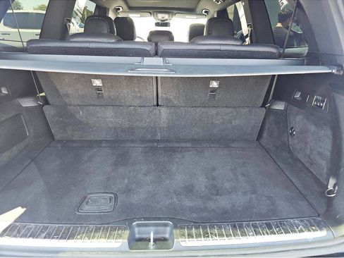 Used 2022 Mercedes-Benz GLS 450 4MATIC image 16