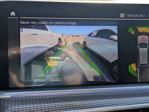 Used 2021 BMW X5 M50i w/ Executive Package image 17