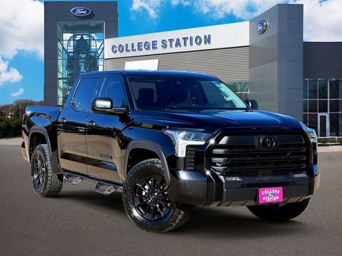 Used 2023 Toyota Tundra SR5 image 1