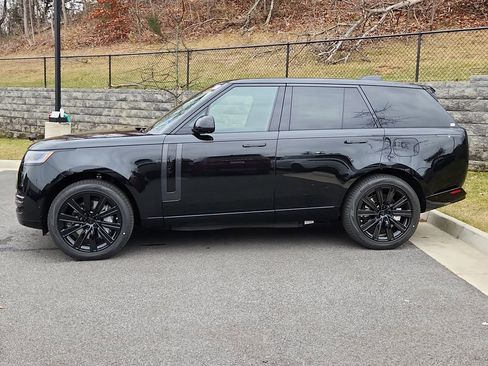 New 2026 Land Rover Range Rover SE image 6